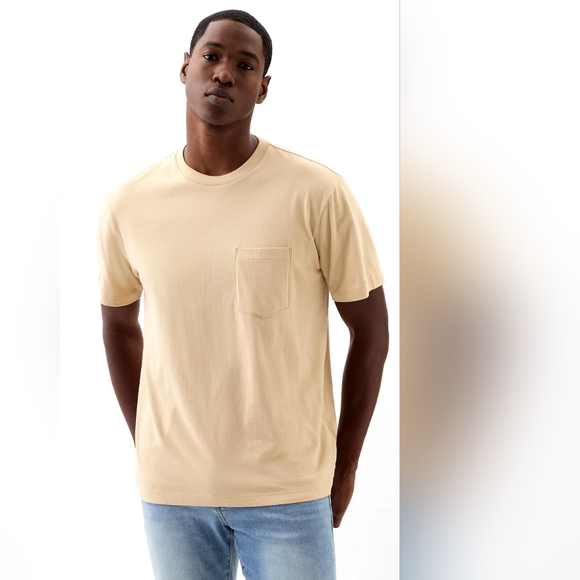 GAP Short Sleeve Cotton Short sleeve Pocket Tee - Picture 1 of 3